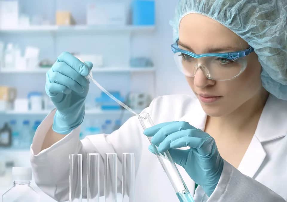 Czy praca w laboratorium jest trudna? Oto, co musisz wiedzieć