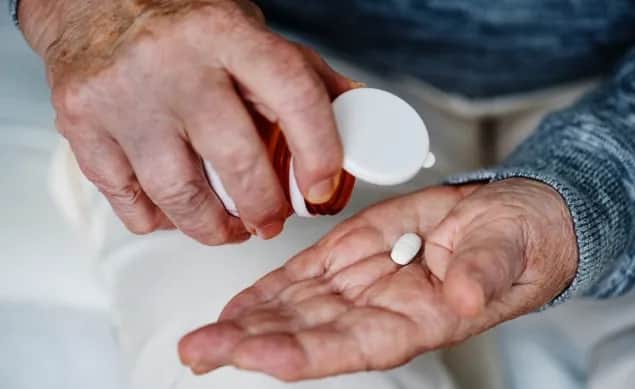 Gdzie wpisać wydatki na leki w PIT, aby maksymalnie odliczyć koszty?