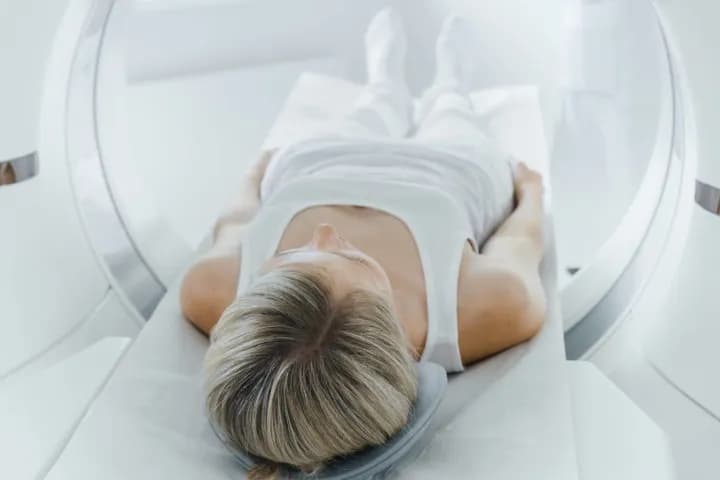 Kiedy otrzymasz wynik badania PET? Czas oczekiwania i metody odbioru